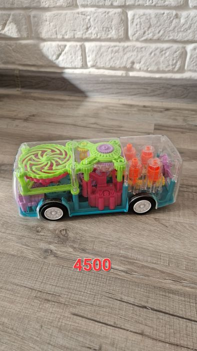 Продам   игрушки 3500т