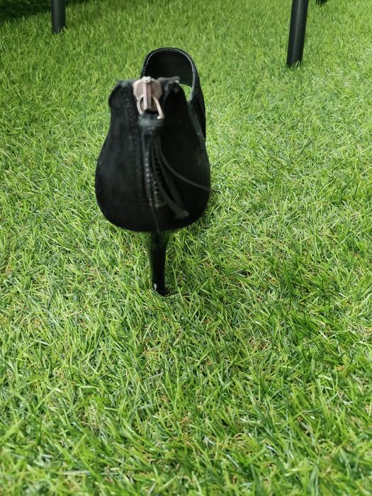 Дамски сандали на ток