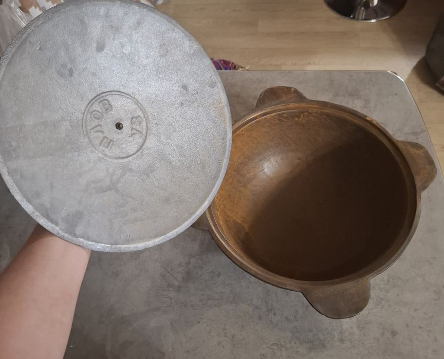 Продам чугунный казан Наманган!!!