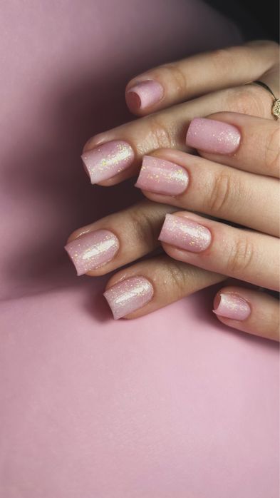 Unghii cu gel Pitesti