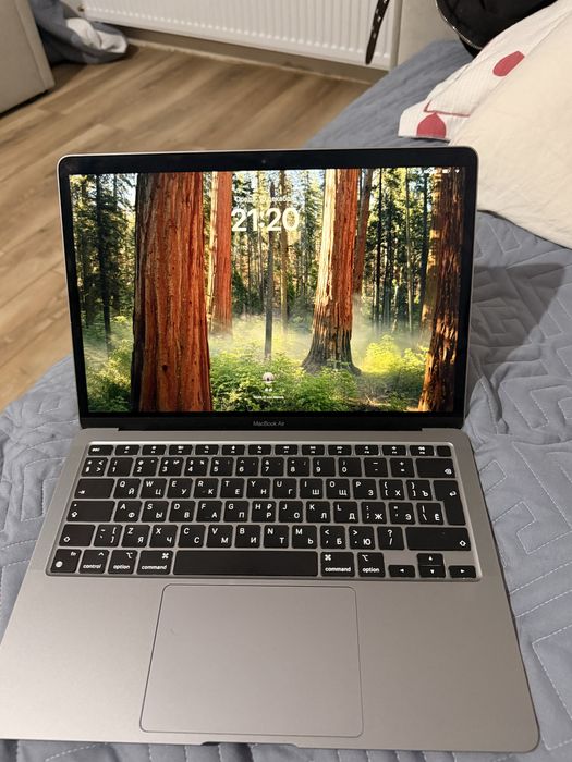 MacBook продам б/у