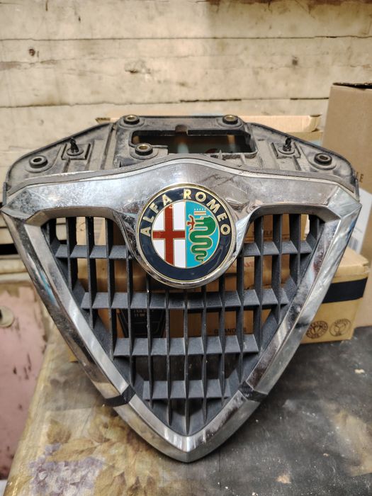 Продавам части за ALFA ROMEO 159