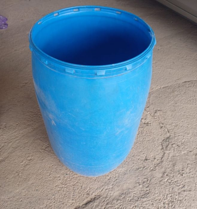 Пластиковая бочка