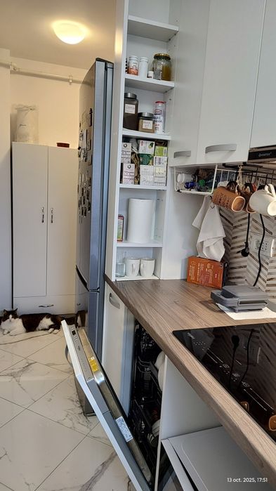 Apartament 2 camere semidecomandat