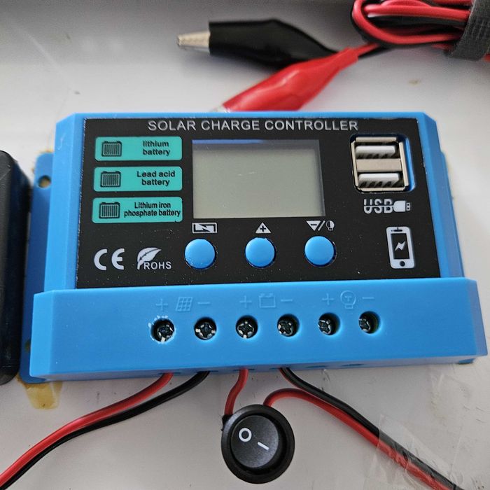 Panou Solar Fotovoltaic 50W cu Regulator Controler incarcare 12 24 V