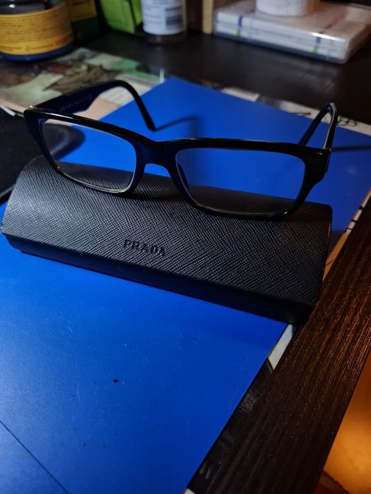 Ochelari Prada !