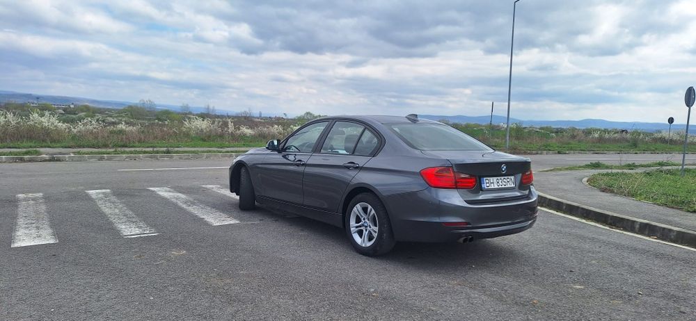 Bmw f30  2013 ,2000 diszel 143 cp
