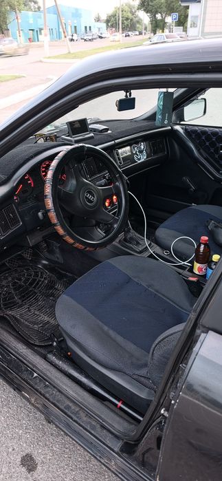 Продам Audi 80 b4