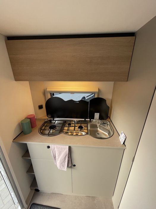 Rulota Lmc Sassino 450D/ 4 pers/ noua/ premium/ 12 ani garantie