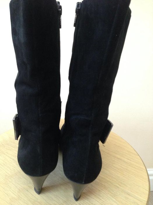 Продажа женских сапог