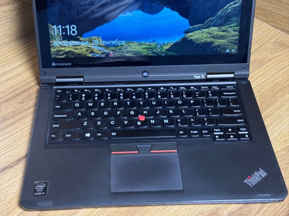 Noutbook Lenova ThinkPad 890 000 som