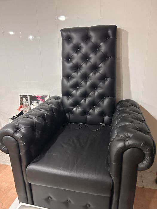 Педикюрное кресло-трон