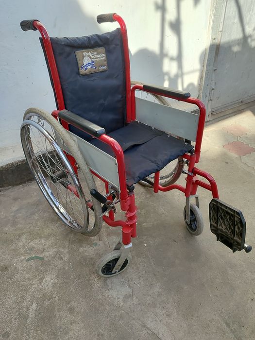 Коляска инвалидная