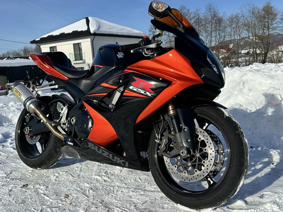 Suzuki Gsx-R1000, K7.