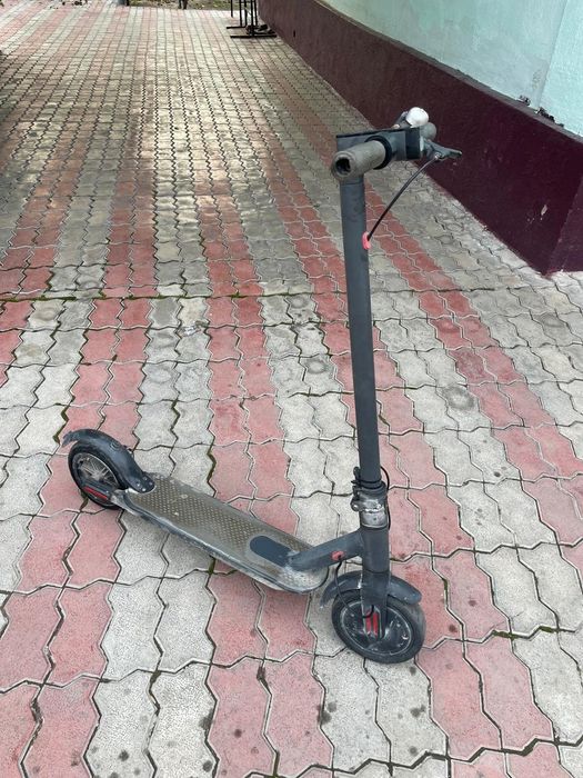 Продам электросамокат