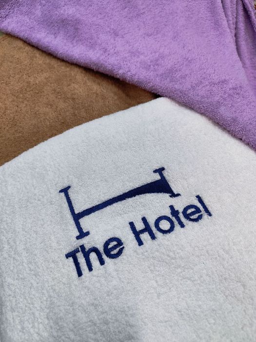 Услуга вышивки, шевроны, логотип. На крое.