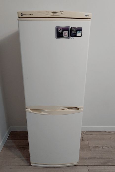 Продам холодильник  LG
