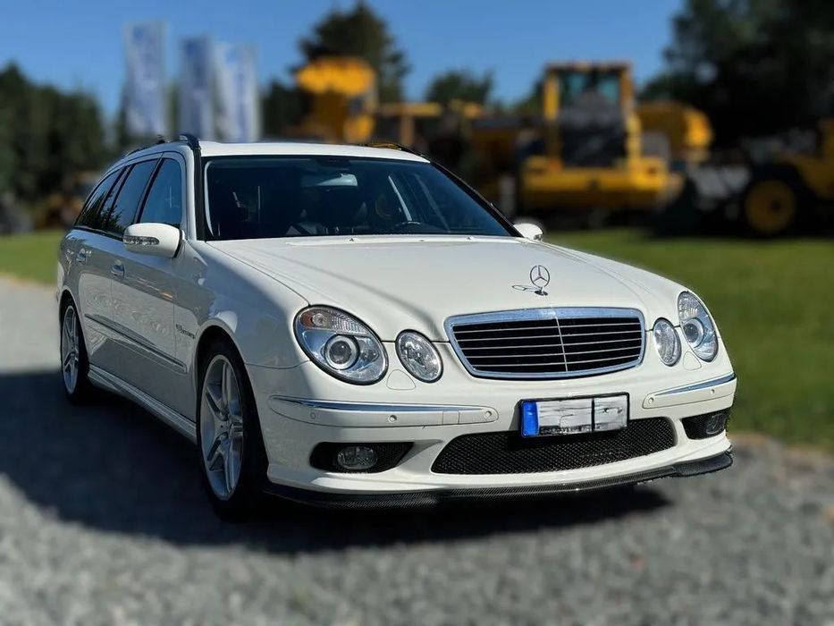 Dezmembrari / Dezmembrez MERCEDES BENZ E-CLASS W211