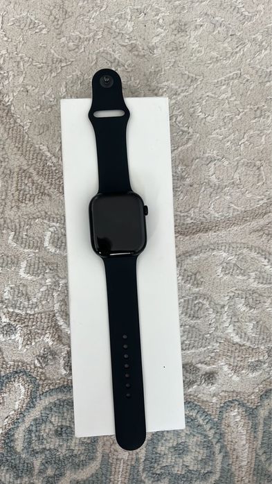Продам Apple Watch 11 series