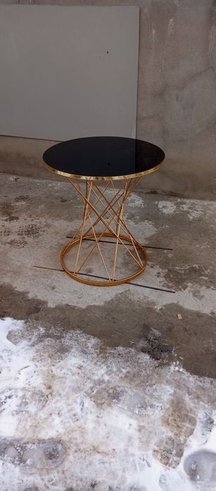 Jurnalning stol emdf akril metal kraska