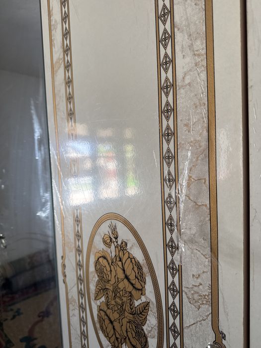 Үлкен шкаф сатылады