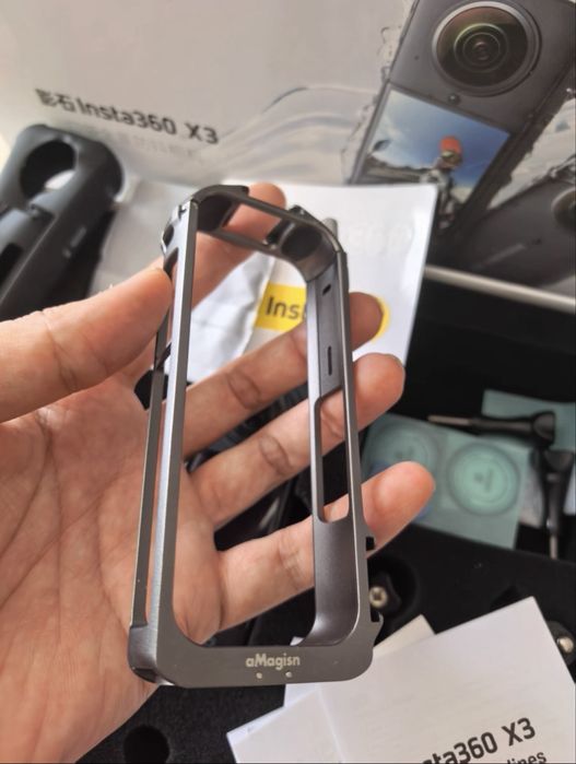 insta 360 x3 camera