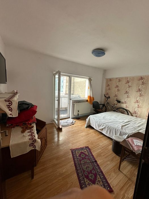 Închiriez apartament iasi
