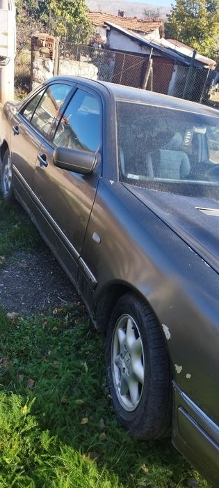 Мерцедес 2.0, 136 к.с.бензин-газ