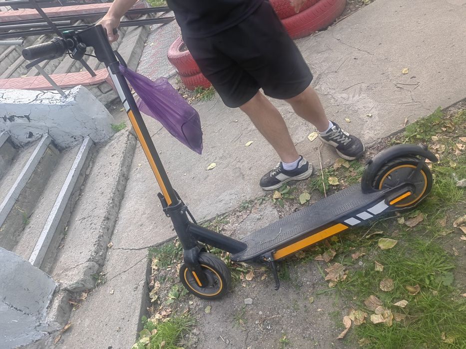 Ninebot Scooter Max (Модорнезированный до 40км/ч)