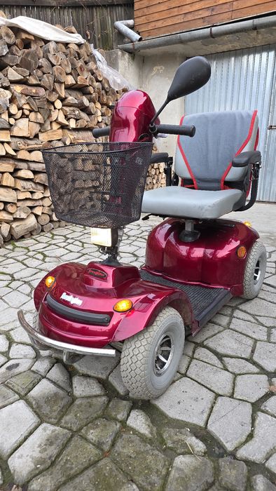 Cărucior (scuter) electric