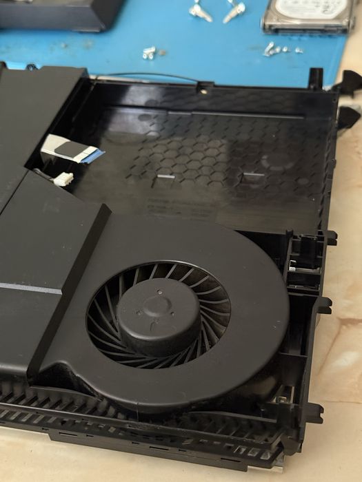 Servicii mentenanță si reparatii controllere PS4/PS5/XBOX/PC/LAPTOP