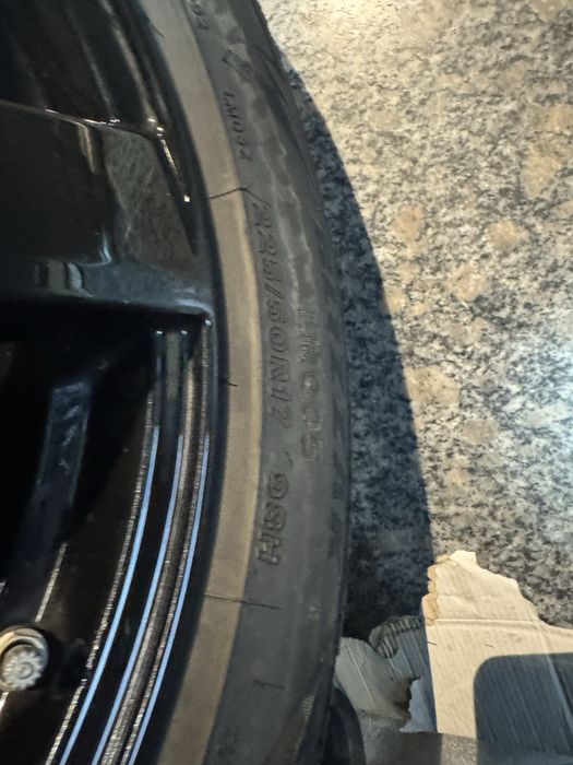 Anvelope iarnă Bridgestone Blizzak LM005 225/50 R17 98H – ca noi