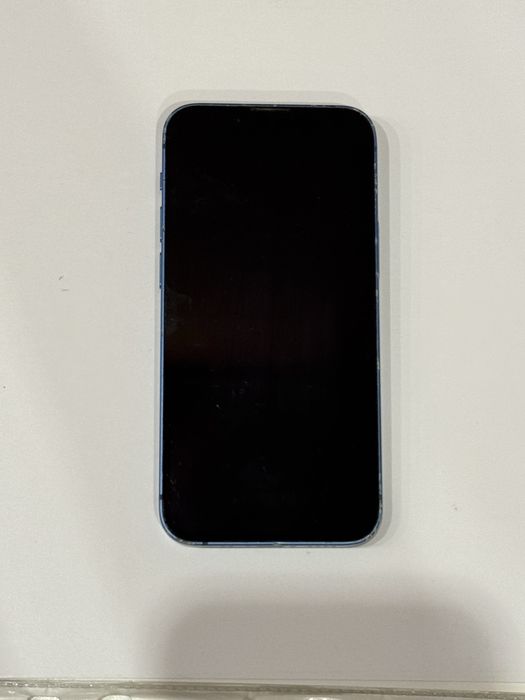 Iphone 13 mini в хорошем состоянии