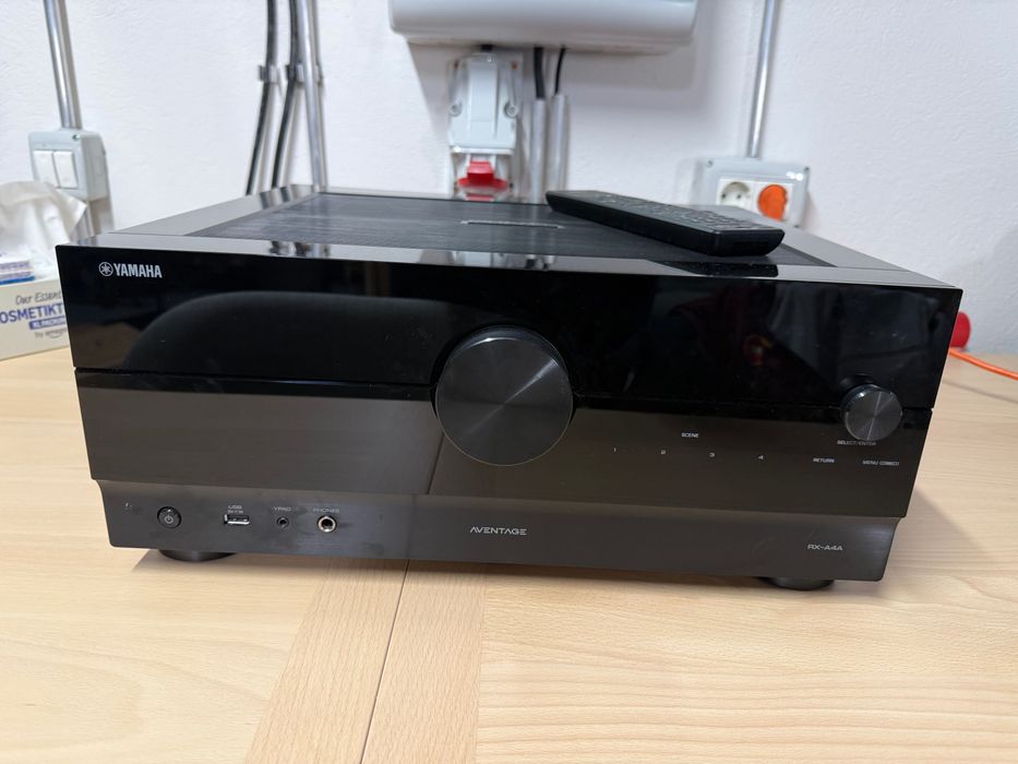 AV Receiver Yamaha Aventage RX-A4A 7.2 canale