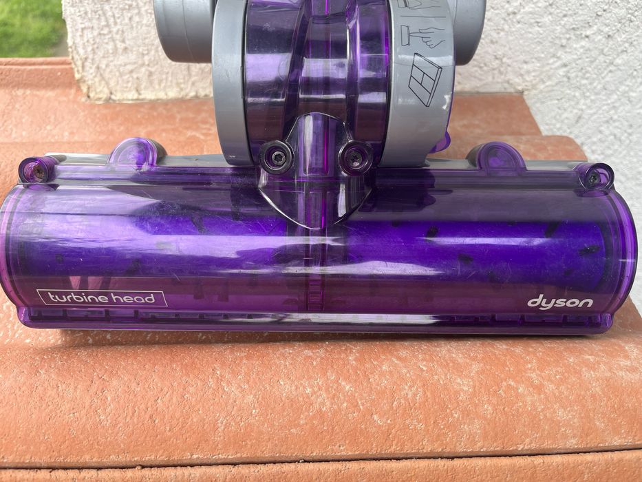 Dyson турбо четка