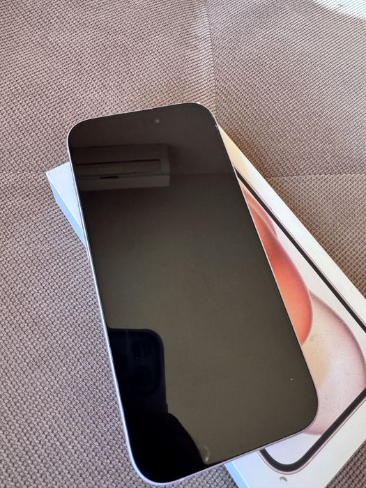iPhone 15 128gb  розов