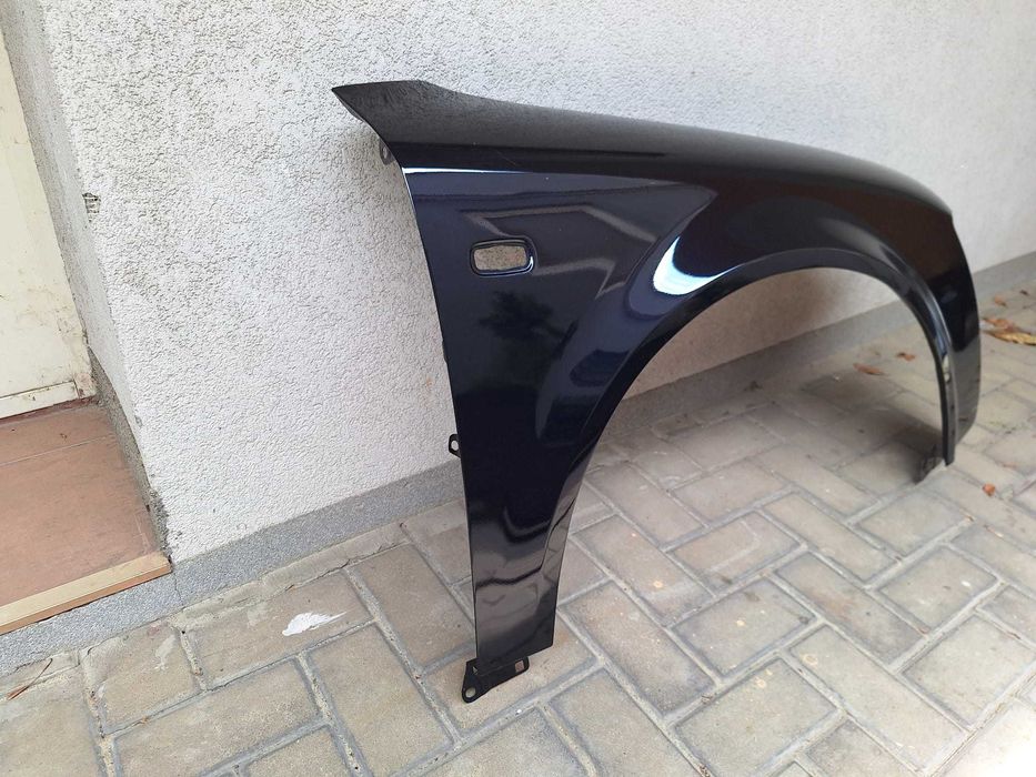 Aripa Fata Dreapta Audi A4 B6 An 2000-2004 Vopsita Albastru