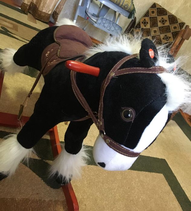 Лошадка мызыкальная игрушка новая