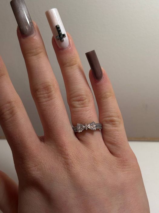 Кольцо Pandora блестящий бант