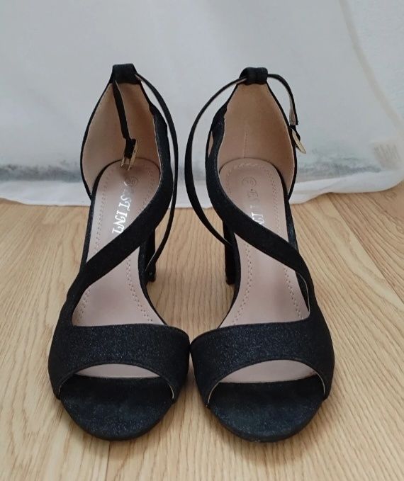 Sandale elegante