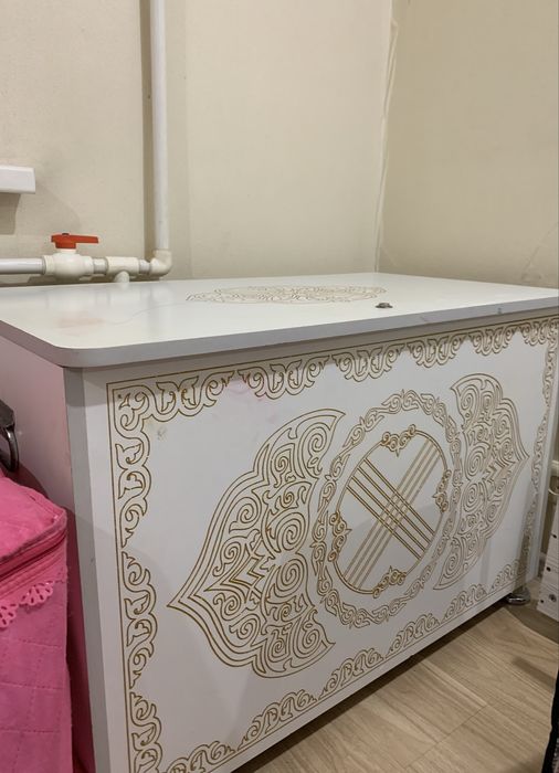 Сундук белый хороший