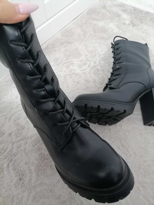 Черни боти с ток размер 37