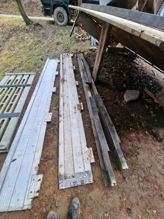 Vand bena basculabila