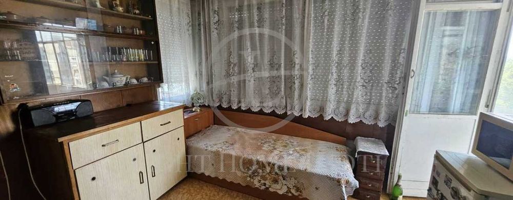 Реф. 4982 Три Отделни Стаи / ж. к. МЛадежки Хълм