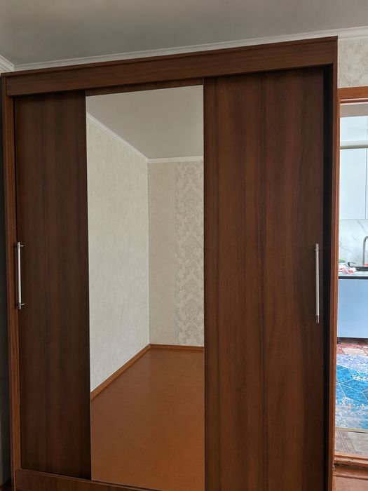 Продам спальный гарнитур