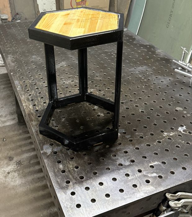 Продам табуретку