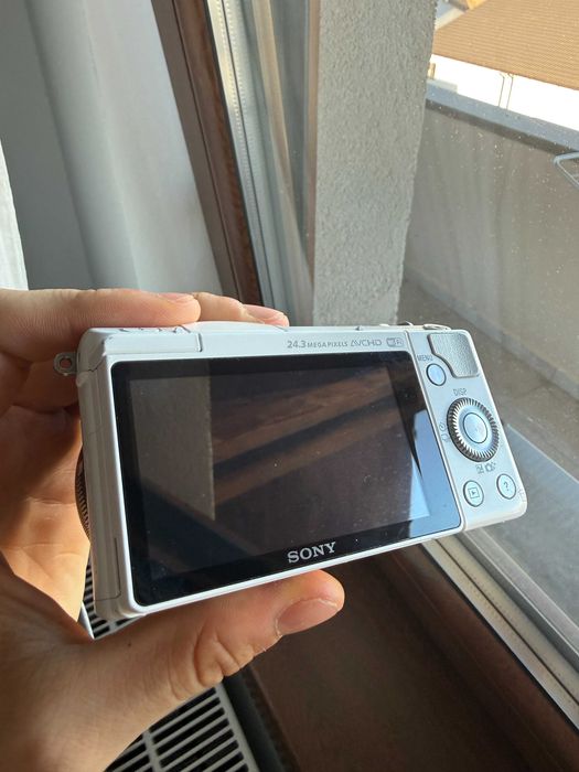 Sony Alpha 5100