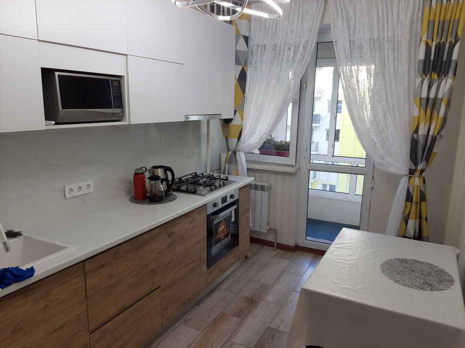 Продам  3-х комнатную квартиру