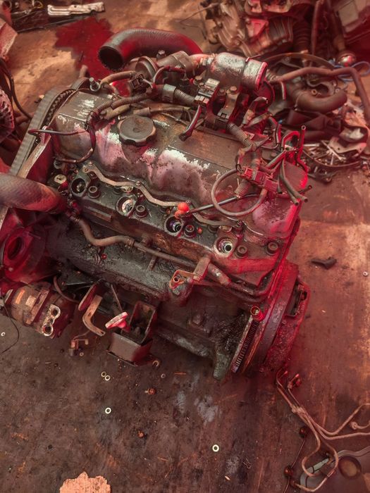 Motor mitsubishi L200