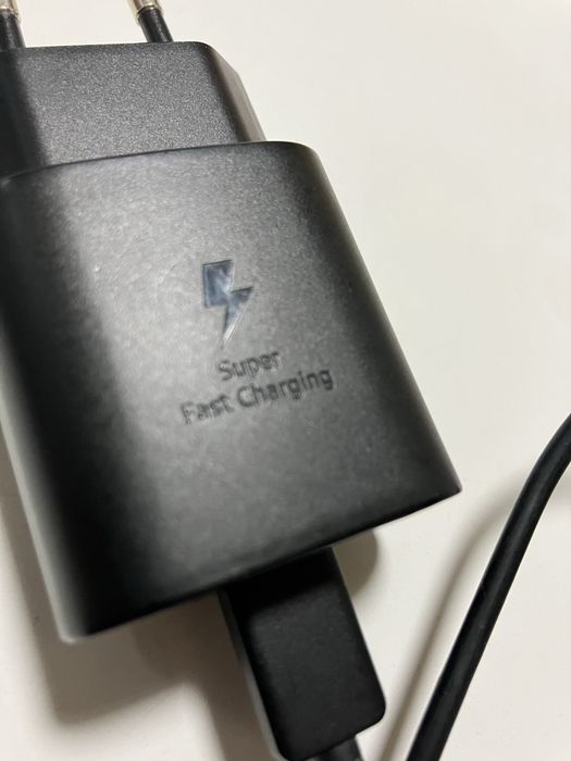 Продавам Samsung Galaxy A71